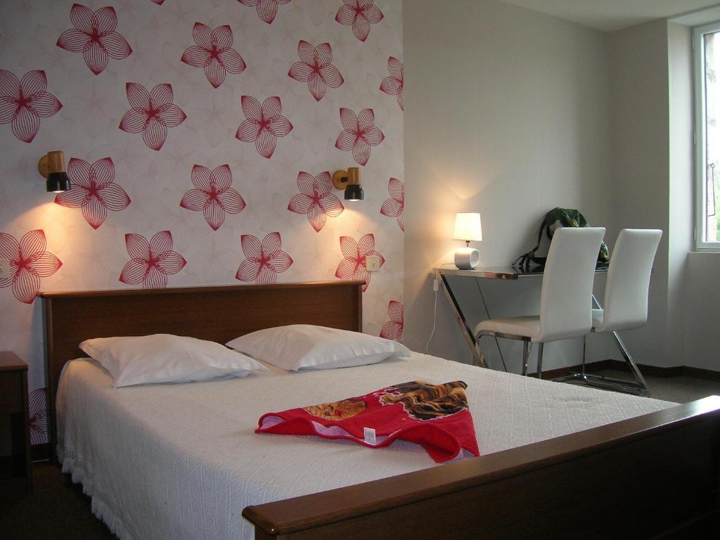 Le Relais De Ceilhes Hotel Phòng bức ảnh